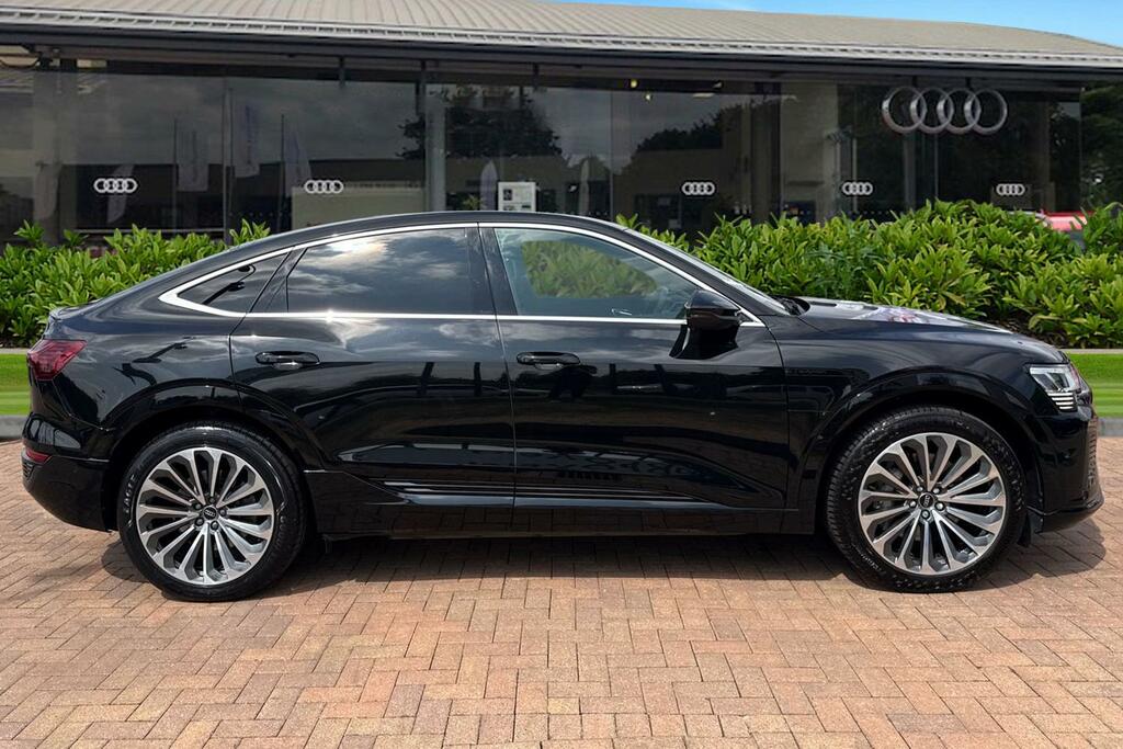 Audi Q8 e tron Sportback S Line 55 E-tron Quattro 300,00 Kw Black #3