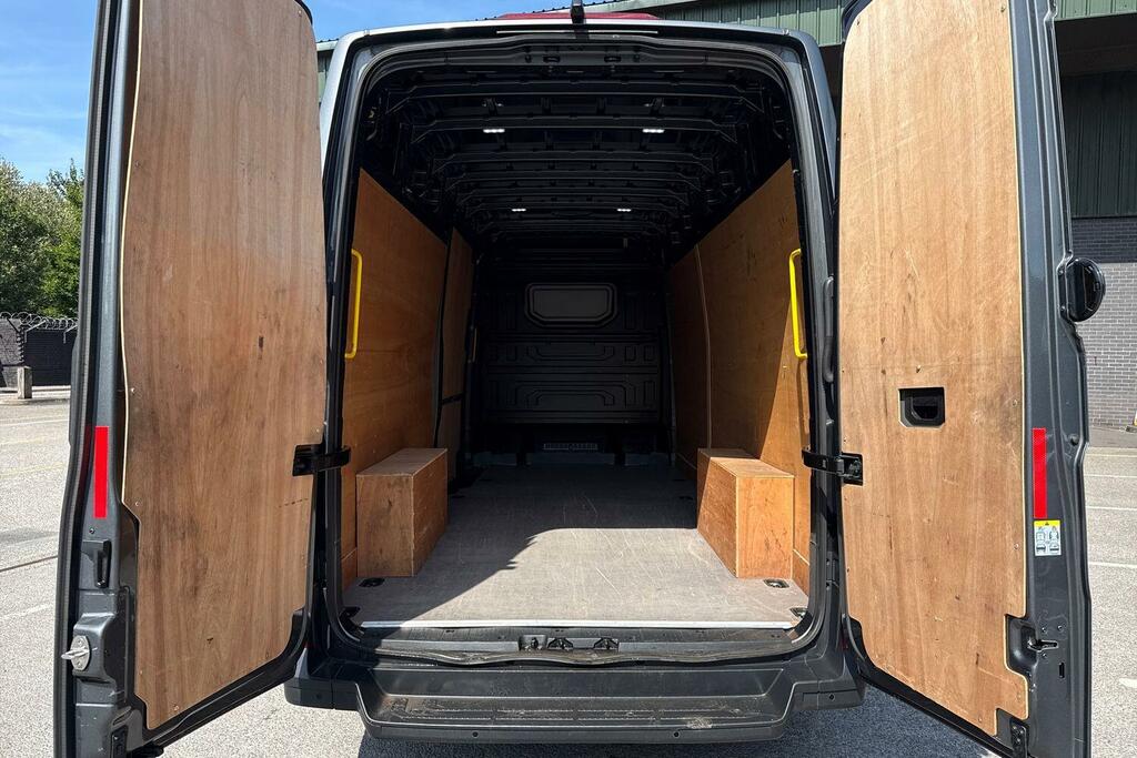 Volkswagen Crafter Trendline White #9