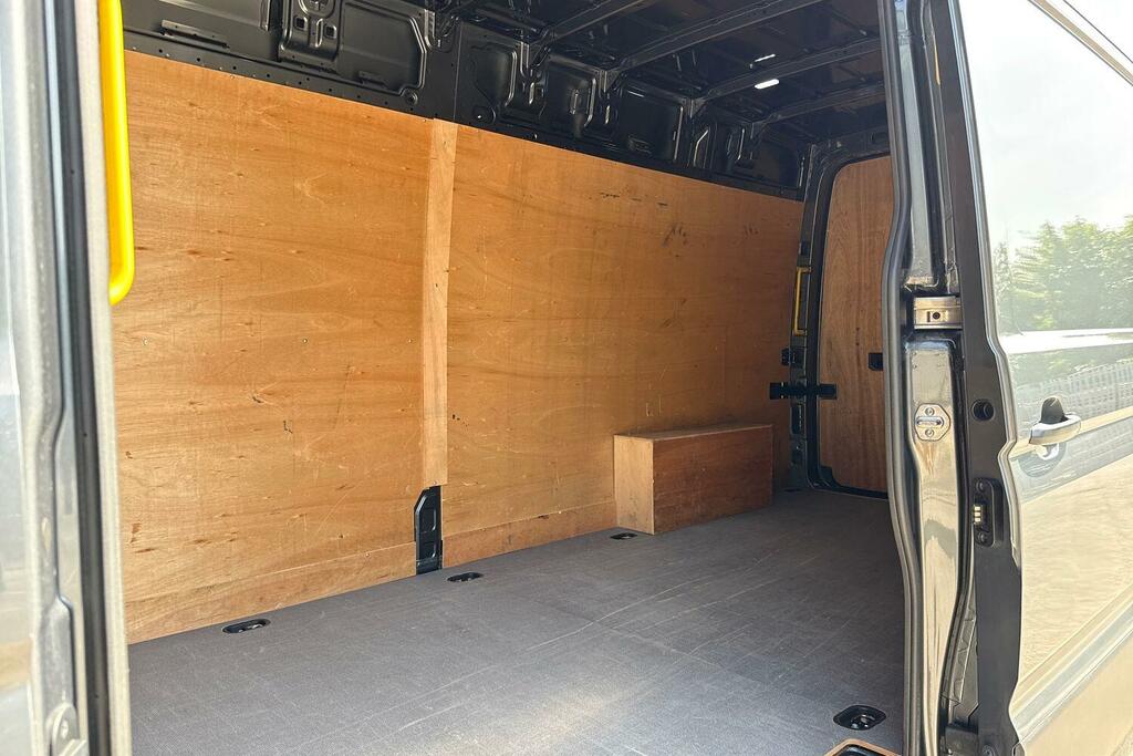 Volkswagen Crafter Trendline White #13