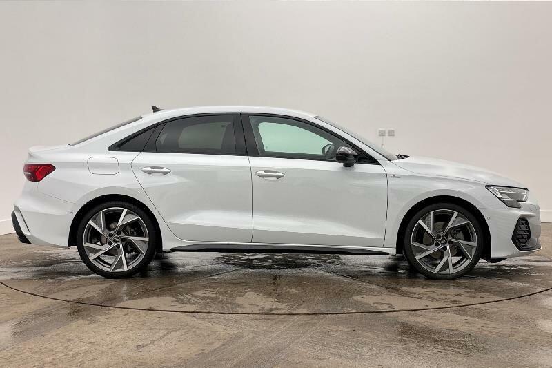 Audi A3 Black Edition Tfsi 150 Ps S Tronic White #4