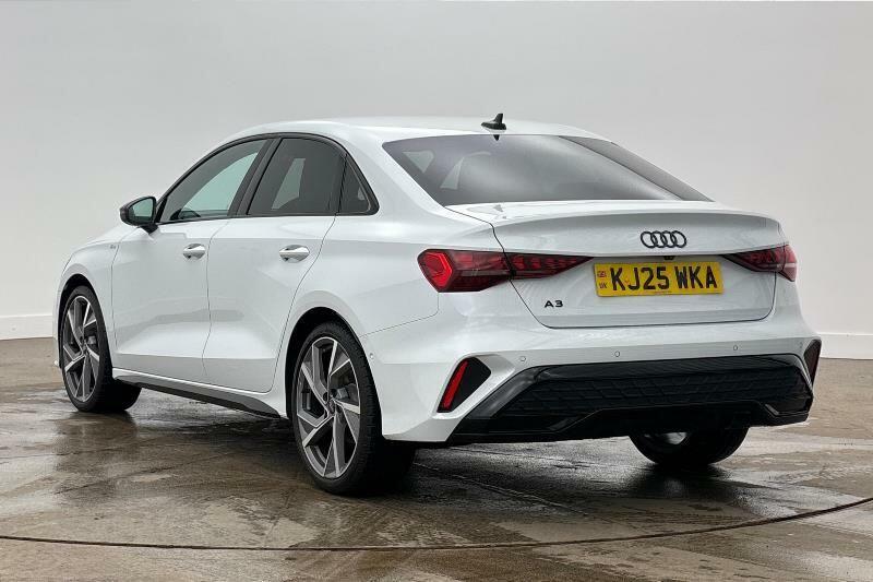 Audi A3 Black Edition Tfsi 150 Ps S Tronic White #3
