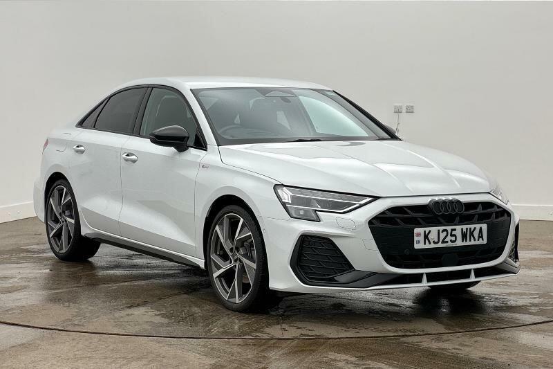 Audi A3 Black Edition Tfsi 150 Ps S Tronic White
