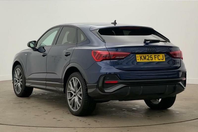 Audi Q3 1.5 Tfsi Cod 35 Black Edition Sportback S Tronic E Blue #3