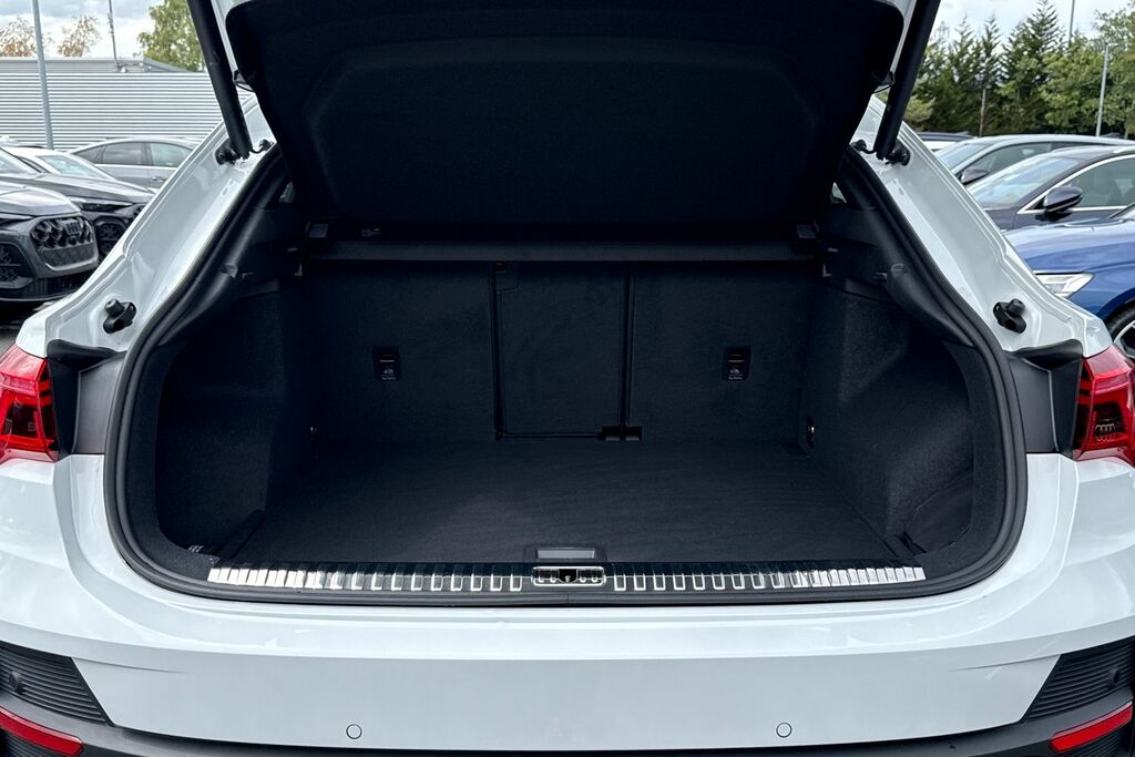 Audi Q3 S Line 35 Tfsi 150 Ps S Tronic KR26JYK White #6