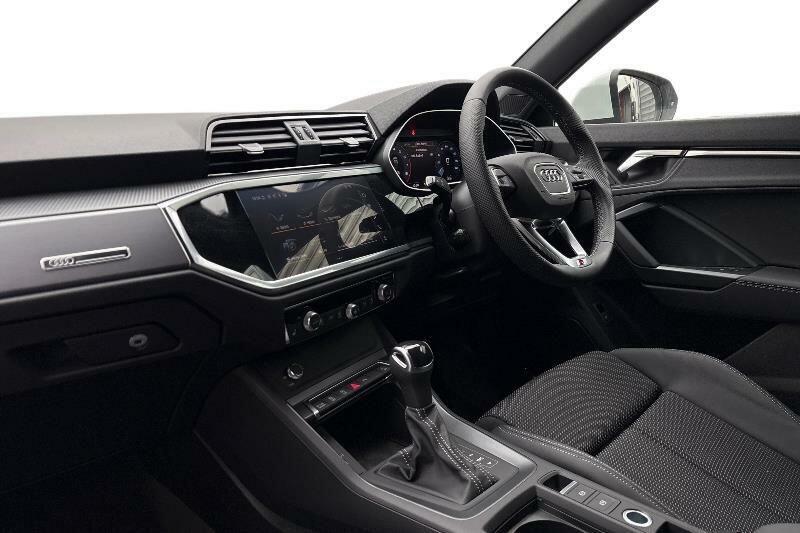Audi Q3 S Line 35 Tfsi 150 Ps S Tronic White #2