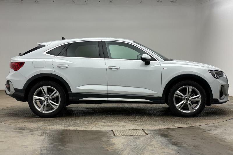 Audi Q3 S Line 35 Tfsi 150 Ps S Tronic White #4
