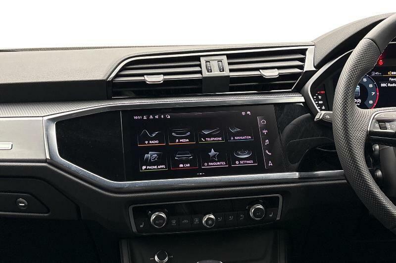 Audi Q3 1.5 E-hybrid Launch Edition S Tronic Grey #12