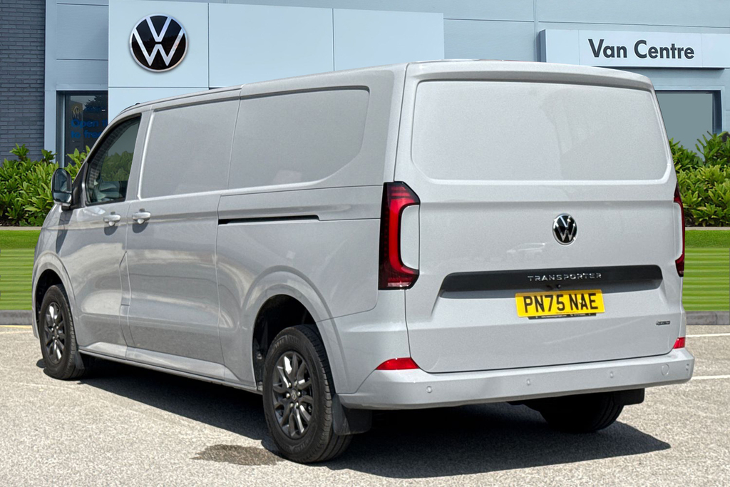 Volkswagen Transporter 2.0 Tdi 150 Commerce Pro Van 4Motion Grey #2