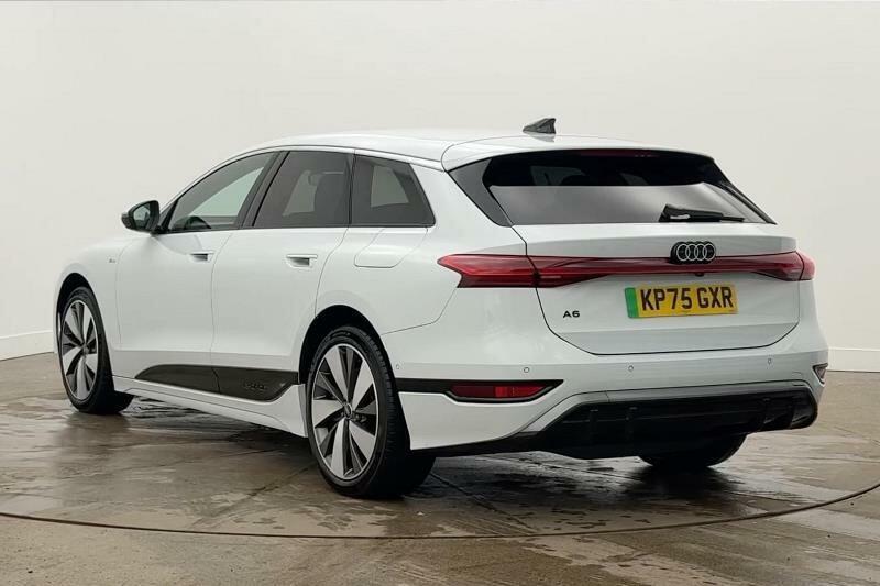 Audi A6 E-tron Avant 100Kwh Performance S Line White #3
