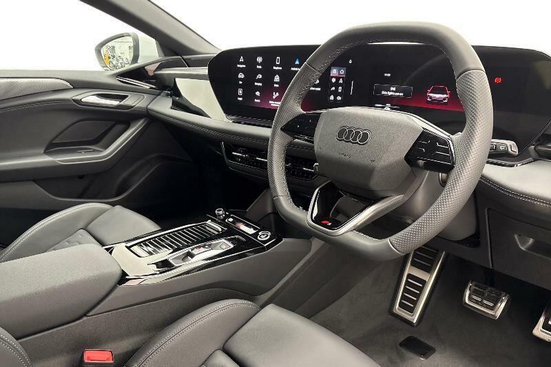Audi A6 E-tron Avant 100Kwh Performance S Line White #6