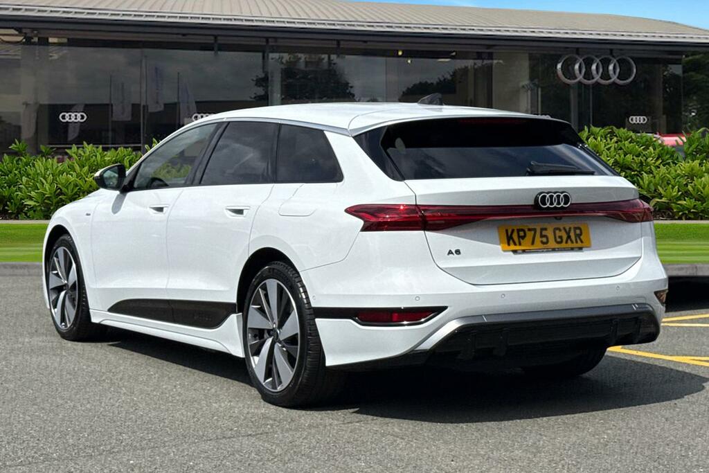 Audi A6 E-tron Avant 100Kwh Performance S Line White #2