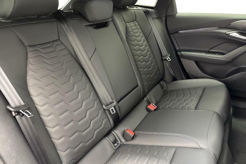 Audi A6 E-tron Avant 270Kw Performance 100Kwh S Line Grey #9