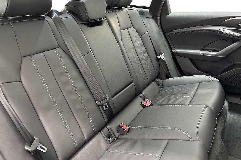 Audi A6 270Kw Performance 100Kwh S Line Grey #9