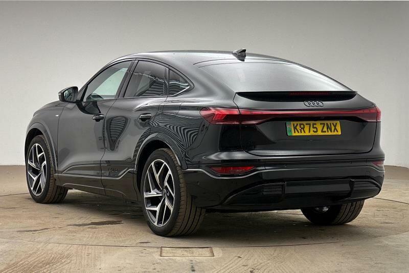 Audi Q6 E-Tron Q6 Sportback Edition 1 E-tron 185,00 Kw Black #3