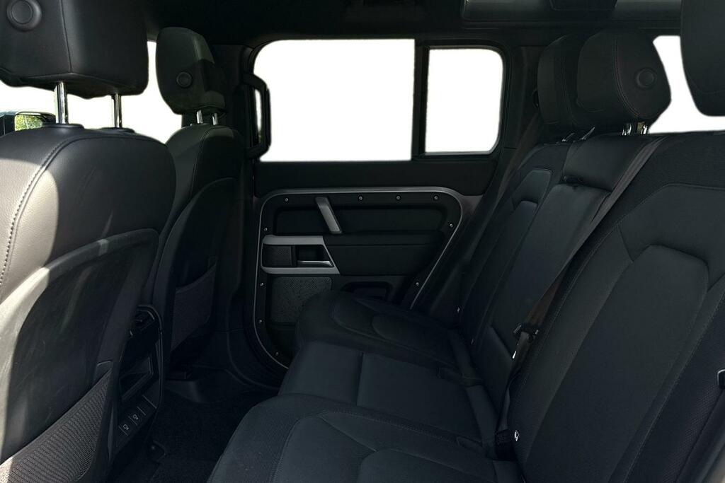 Land Rover Defender 110 3.0 D300 X-dynamic Se Grey #4