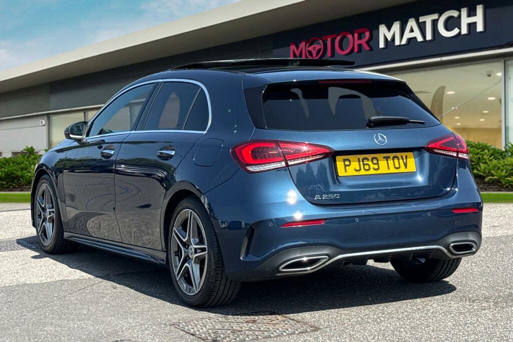 Mercedes-Benz A Class 2.0 A250 Amg Line Premium Plus 7G-dct Euro 6 S PJ69TOV Blue #2