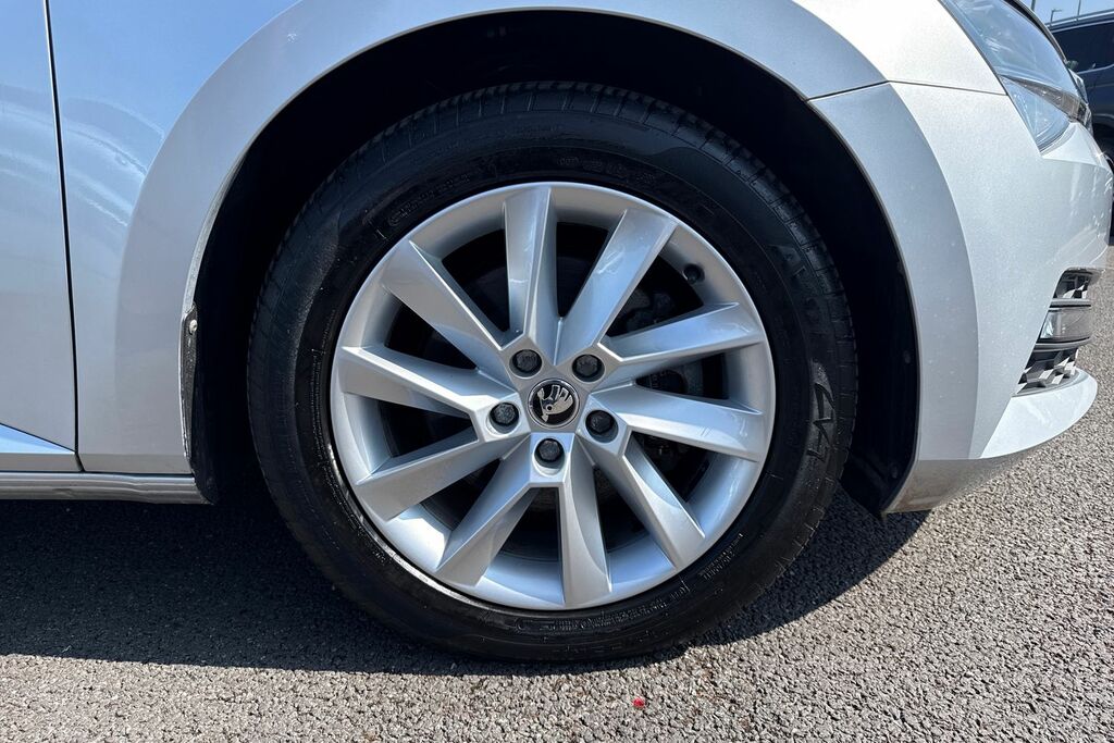 Skoda Superb 2.0 Tdi Se Technology Euro 6 Ss Silver #6