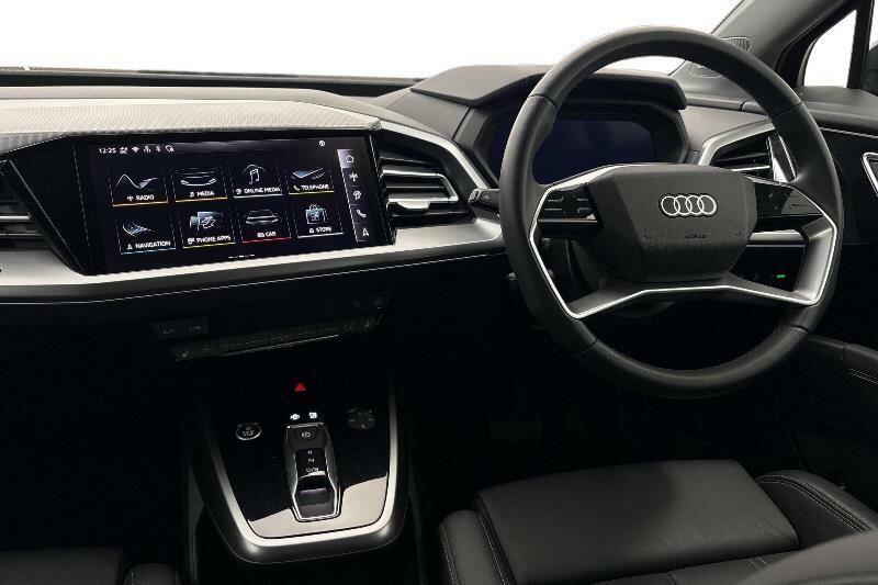 Audi Q4 E Tron Q4 Sport 45 E-tron Quattro 210,00 Kw Black #2