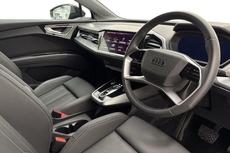 Audi Q4 E Tron Q4 Sport 45 E-tron Quattro 210,00 Kw Black #6