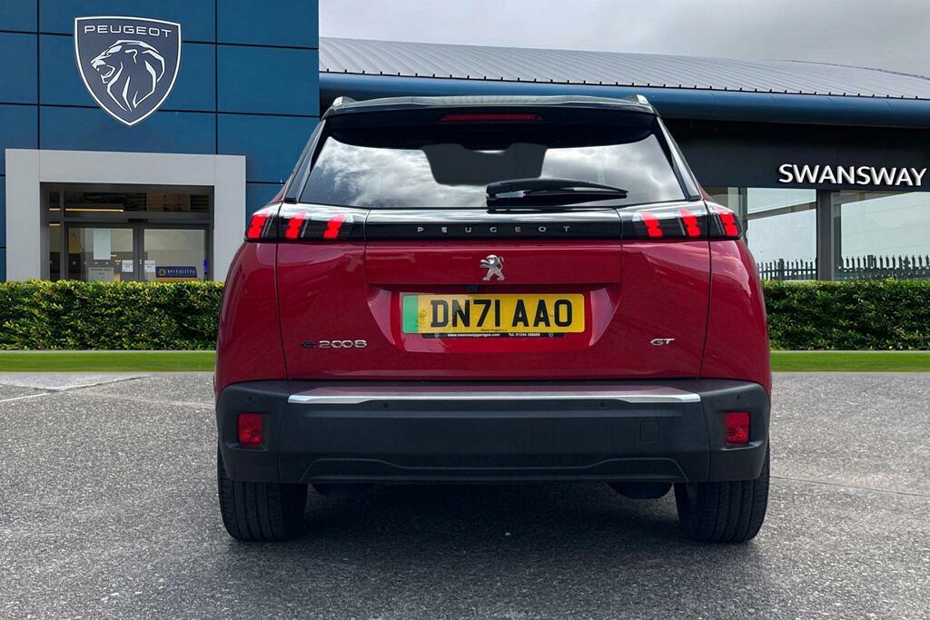Peugeot e-2008 50Kwh Gt Red #4