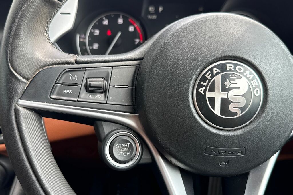 Alfa Romeo Giulia 2.1 Td Speciale 178 Bhp Black #25