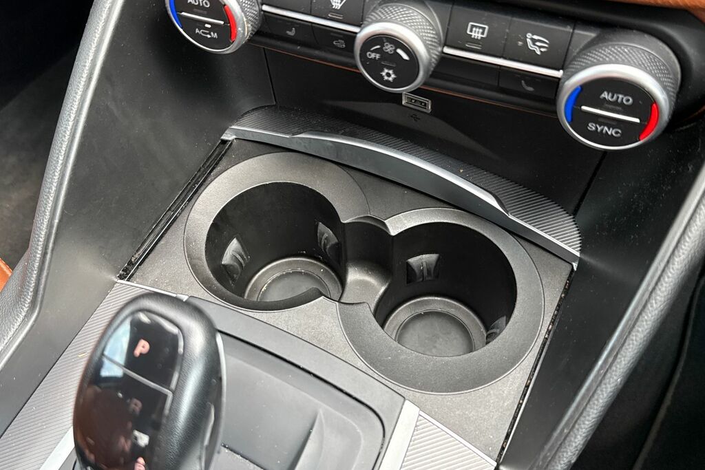 Alfa Romeo Giulia 2.1 Td Speciale 178 Bhp Black #27
