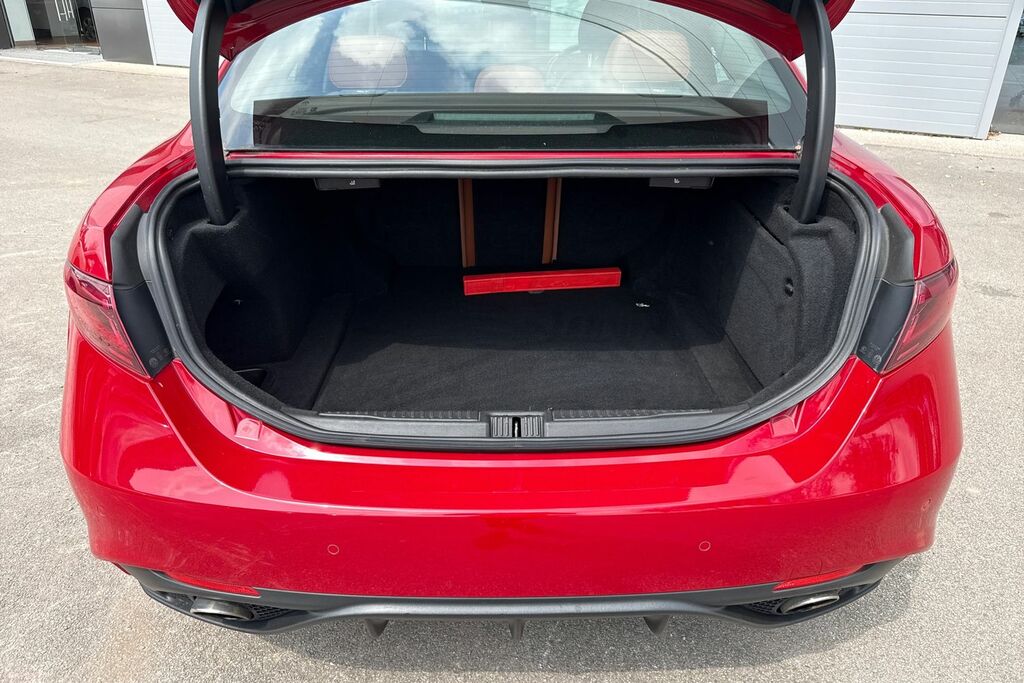 Alfa Romeo Giulia 2.0T Veloce Euro 6 Ss Red #6