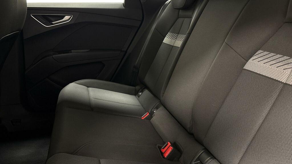 Audi Q4 E Tron Q4 Sport 40 E-tron 150,00 Kw HJ22VWB Blue #6