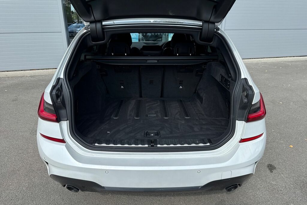 BMW 3 Series 2.0 320D M Sport Touring Euro 6 Ss YA69HYW White #6