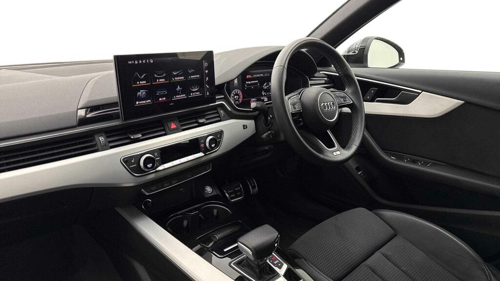 Audi A4 35 Tfsi S Line S Tronic Black #4