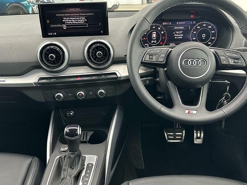 Audi Q2 35 Tfsi S Line S Tronic Red #6