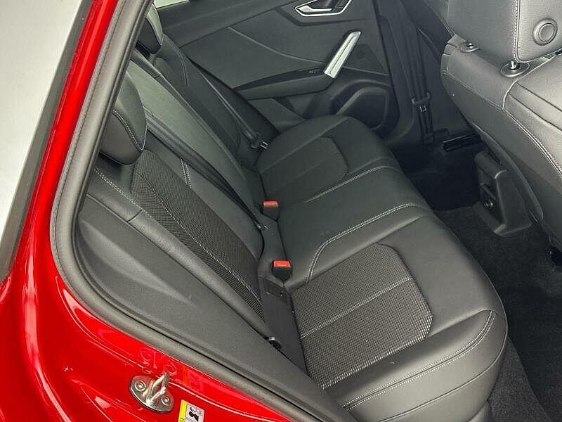 Audi Q2 35 Tfsi S Line S Tronic Red #4