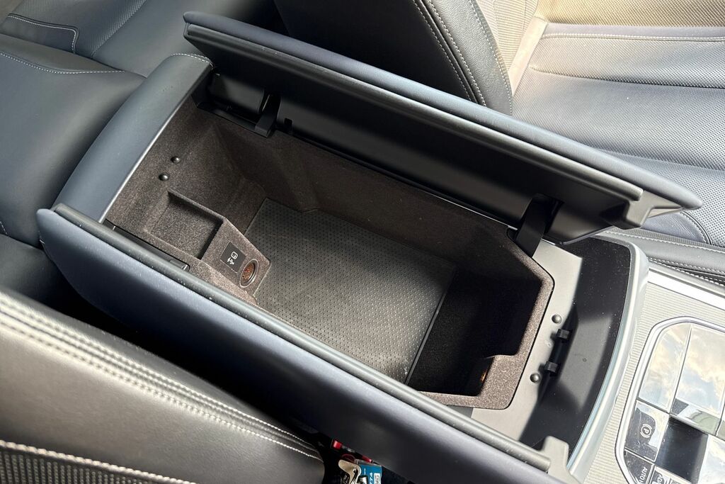 BMW 8 Series 3.0 840D Xdrive 315 Bhp Grey #36
