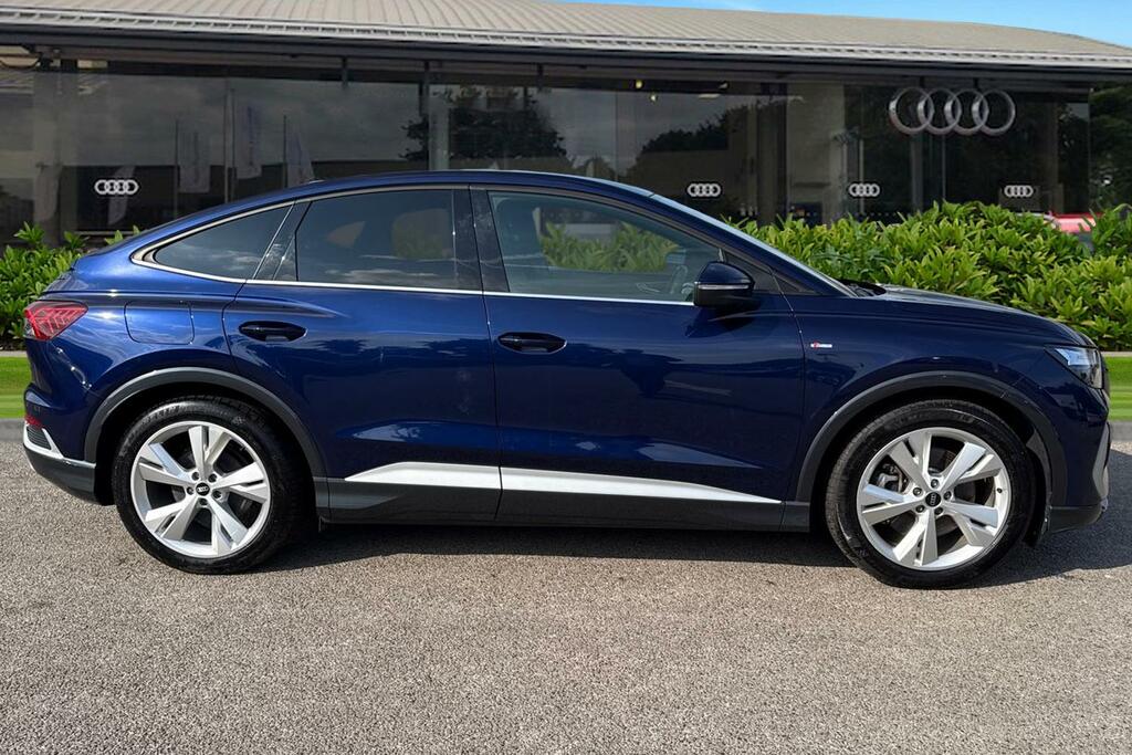 Audi Q4 E Tron Q4 Sportback S Line 40 E-tron 150,00 Kw NL23WCC Blue #3