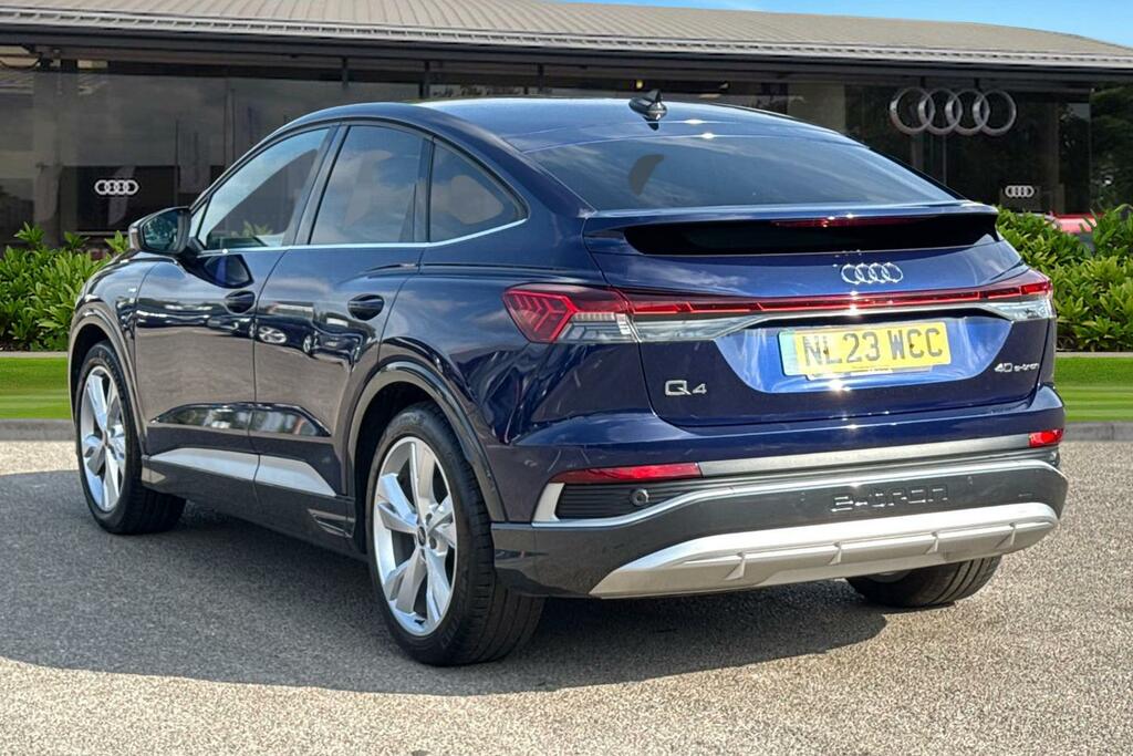 Audi Q4 E Tron Q4 Sportback S Line 40 E-tron 150,00 Kw NL23WCC Blue #2
