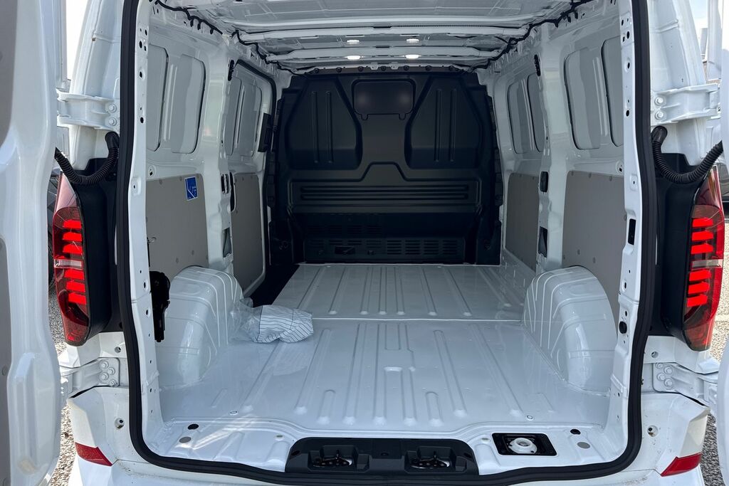 Volkswagen Transporter 2.0 Tdi T28 Commerce Pro Fwd Swb Euro 6 Ss White #6