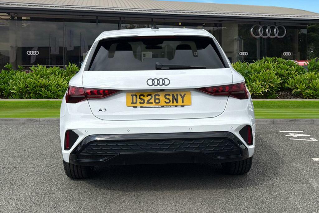 Audi A3 Black Edition Tfsi E 204 Ps S Tronic DS26SNY White #4