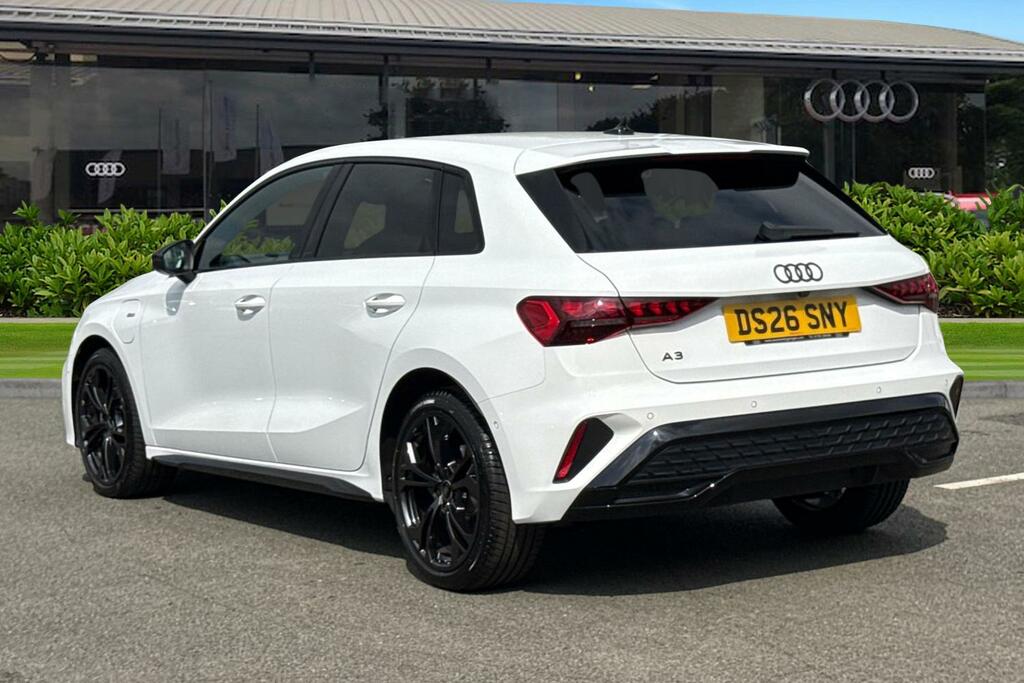 Audi A3 Black Edition Tfsi E 204 Ps S Tronic DS26SNY White #2