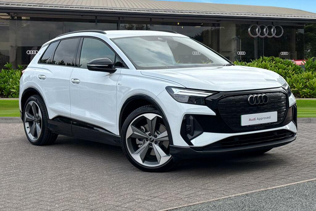 Audi Q4 E Tron Q4 Black Edition 45 E-tron 210,00 Kw White