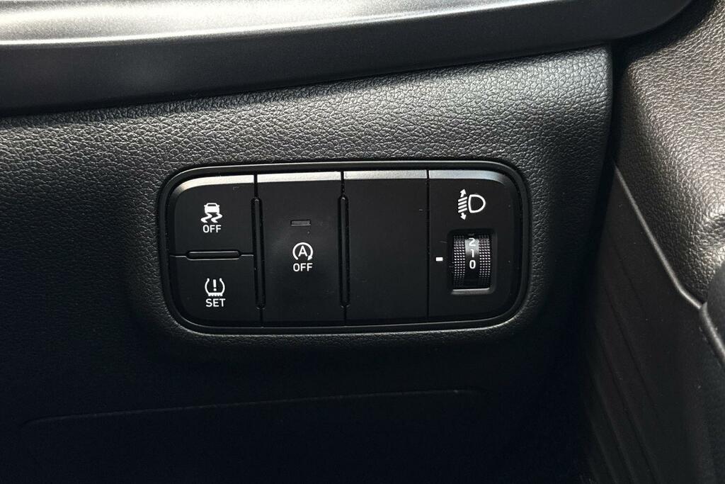 Hyundai Bayon Premium Grey #42