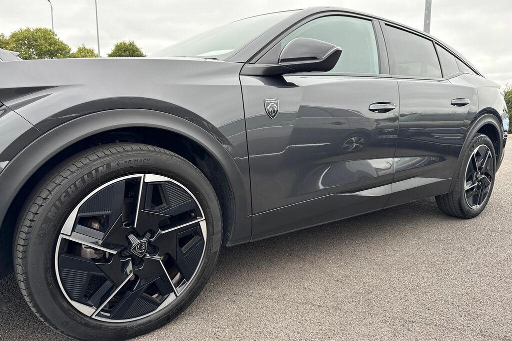 Peugeot 408 Hatchback Black #27