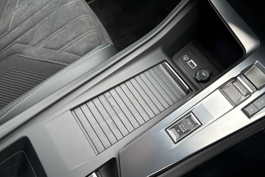 Peugeot 408 Hatchback Black #56