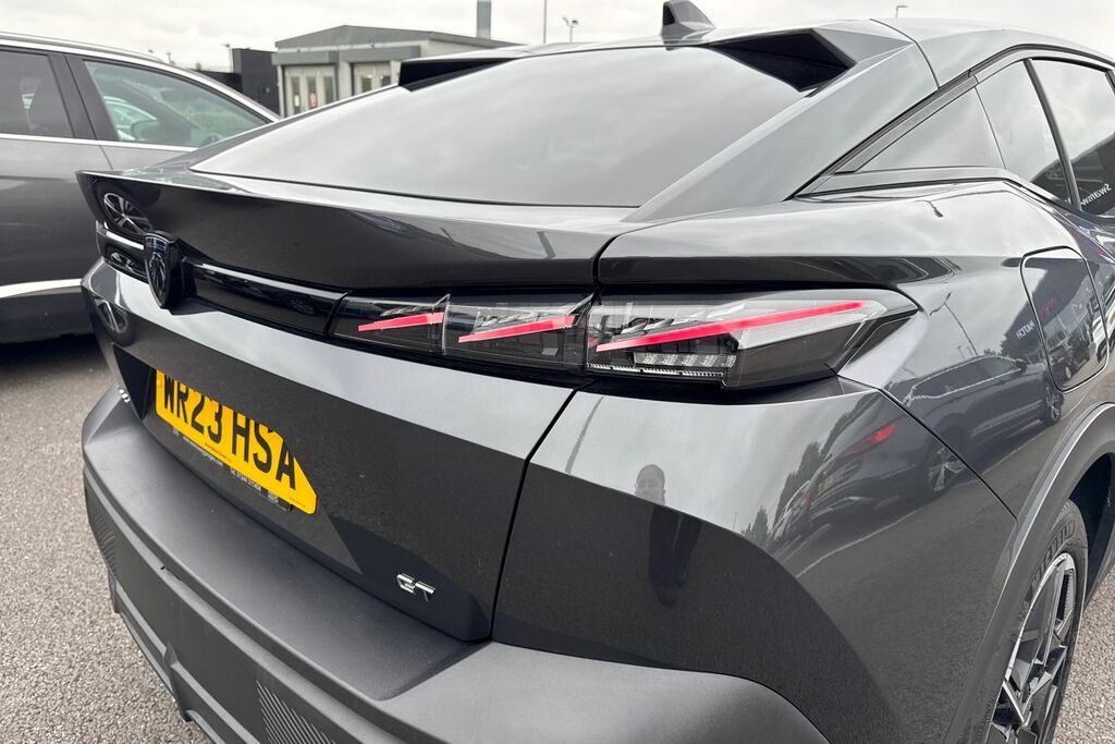 Peugeot 408 Hatchback Black #31