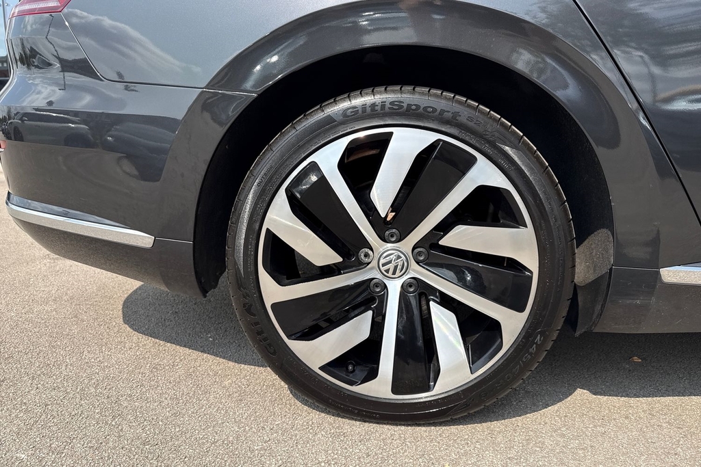 Volkswagen Arteon R-line Grey #10