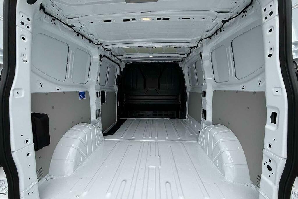 Volkswagen E-Transporter Swb 218Ps 65Kwh Panel Van #43