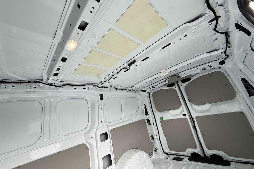 Volkswagen E-Transporter Swb 218Ps 65Kwh Panel Van #46