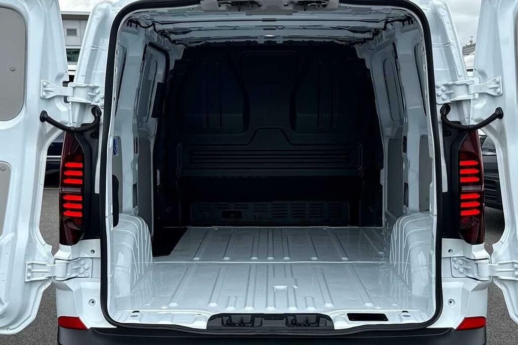 Volkswagen E-Transporter Swb 218Ps 65Kwh Panel Van #9