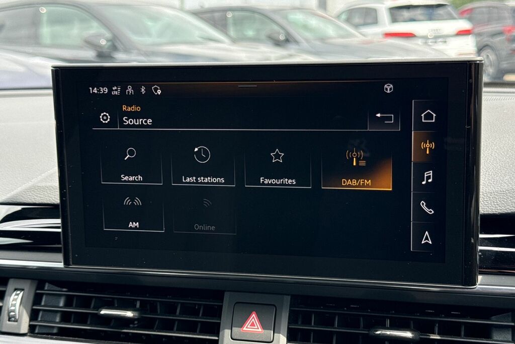 Audi A4 35 Tfsi Black Edition S Tronic Blue #35