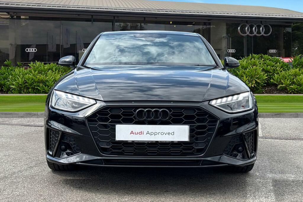 Audi A4 Black Edition 40 Tfsi 204 Ps S Tronic Black #5