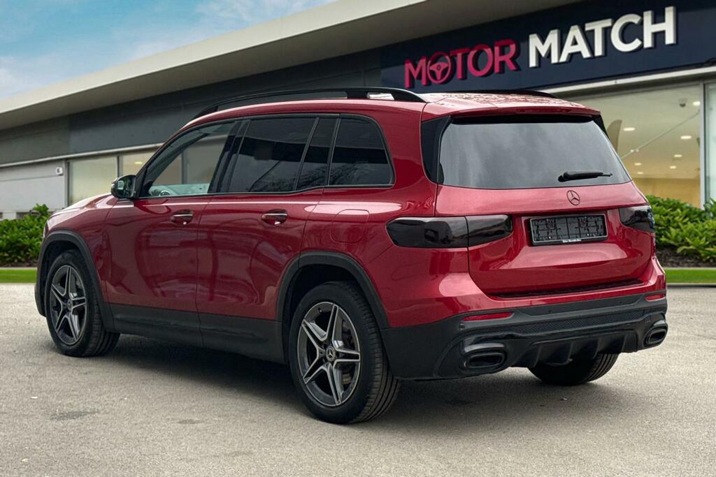 Mercedes-Benz GLB Class 2.0 Glb220d Amg Line Premium Plus 8G-dct 4Matic Red #2